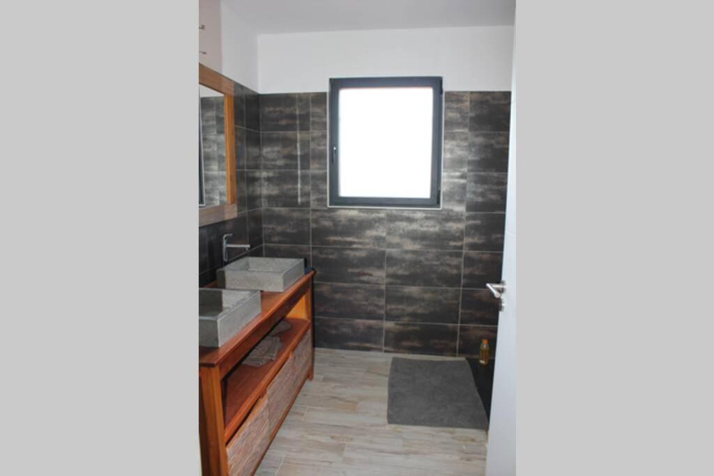 Maison Contemporaine Saint-Privat-de-Champclos Екстериор снимка